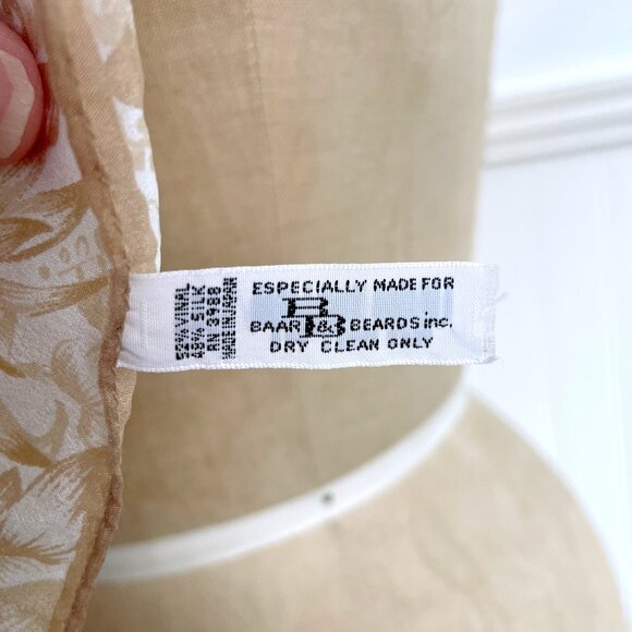 Baar and Beard narrow scarf - tan on ecru floral - Picture 5 of 5